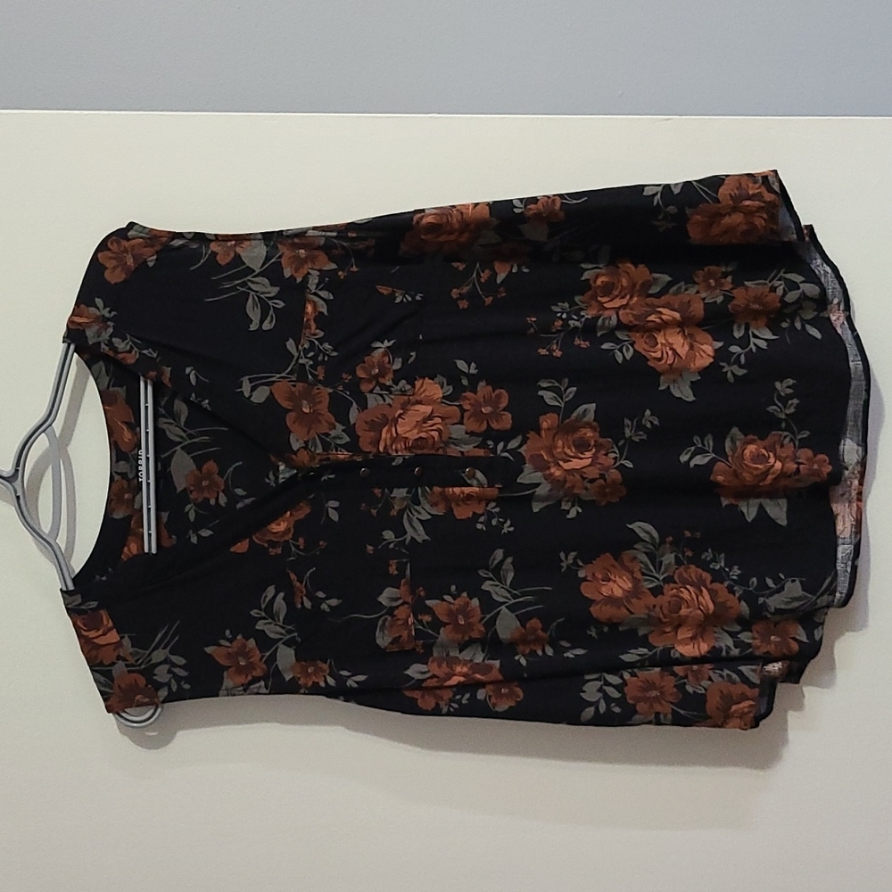Torrid Rose Sleeveless Blouse